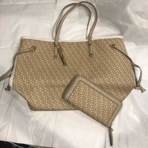 DKNY tote and wallet